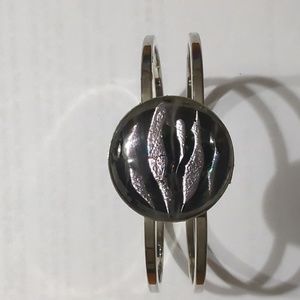 Hinged silver Dicrohic glass bracelet